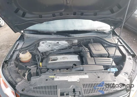 2016 Volkswagen Tiguan R-Line z USA, uszkodzony, nr VIN WVGAV7AX9GW598263